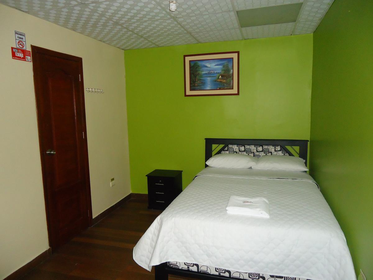 Hostal Bolivar Inn Quito Bagian luar foto